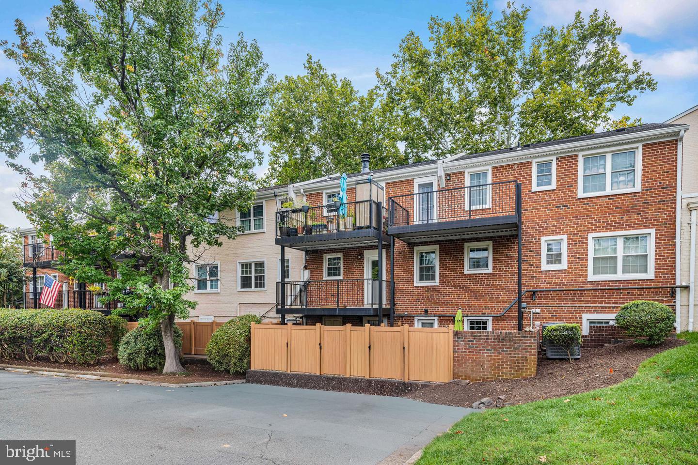 2731 S Walter Reed Dr #c Property Photo 42