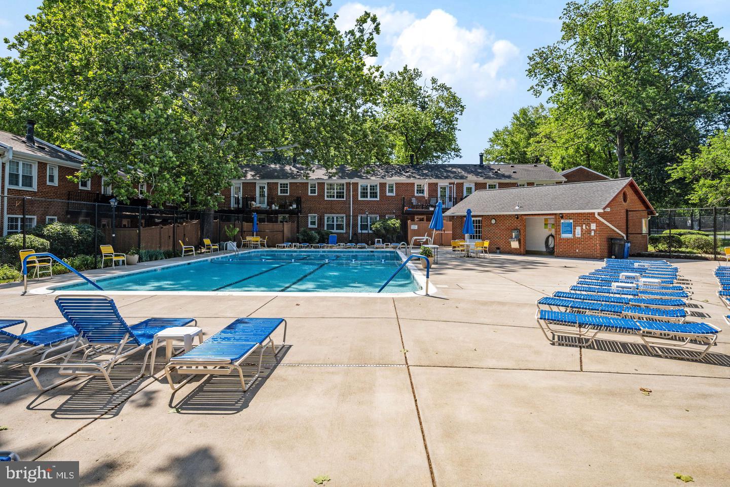 2731 S Walter Reed Dr #c Property Photo 44