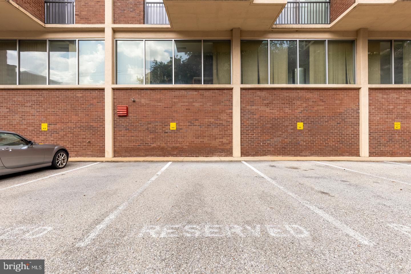 1300 Army Navy Dr #503 Property Photo 31