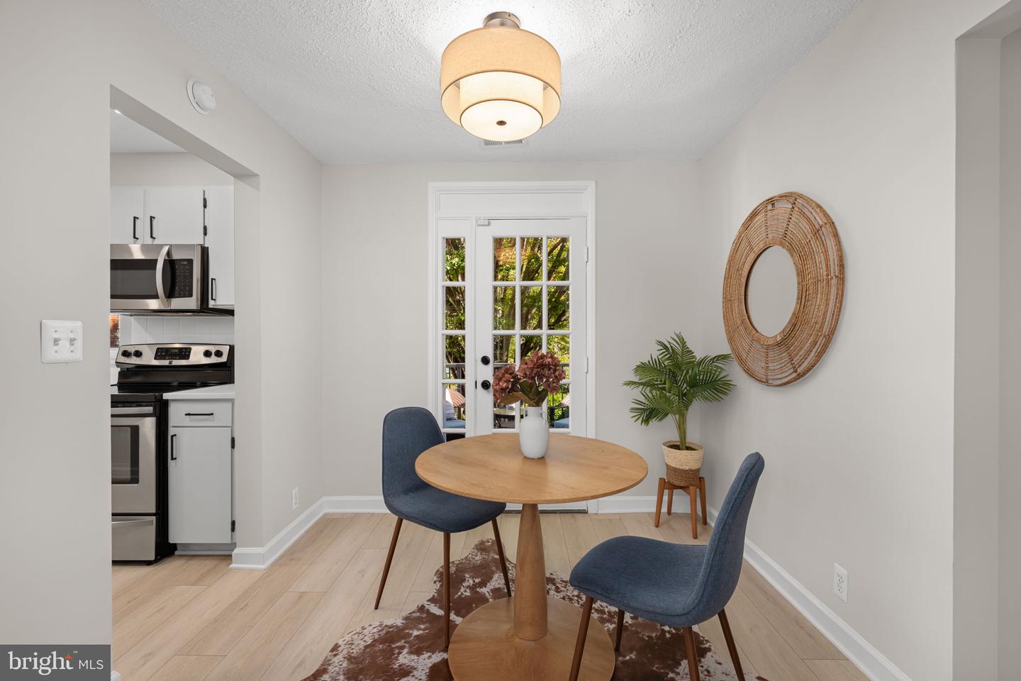 2865 S Buchanan St #b2 Property Photo 7