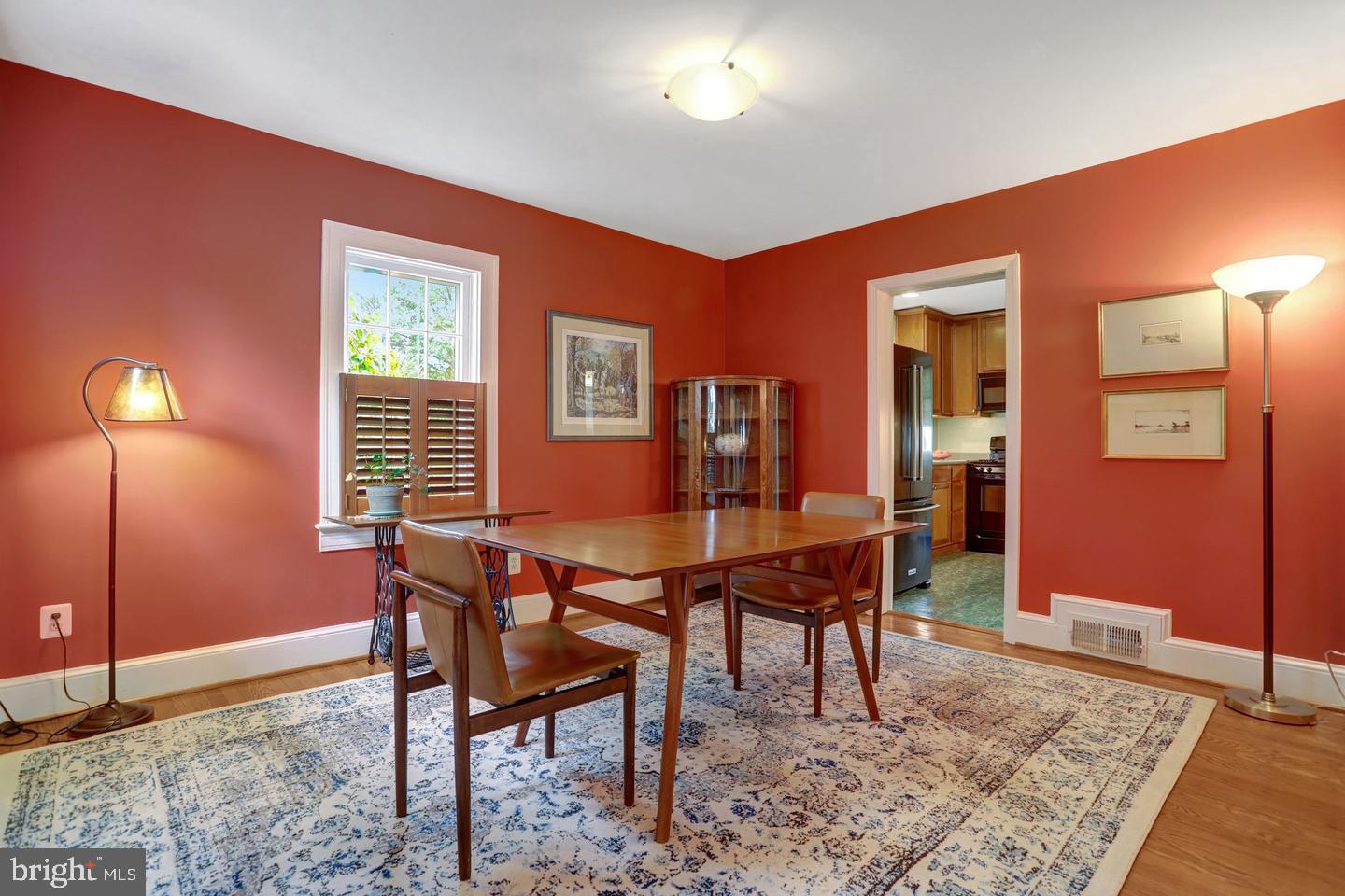 34 S Pershing Dr Property Photo 8