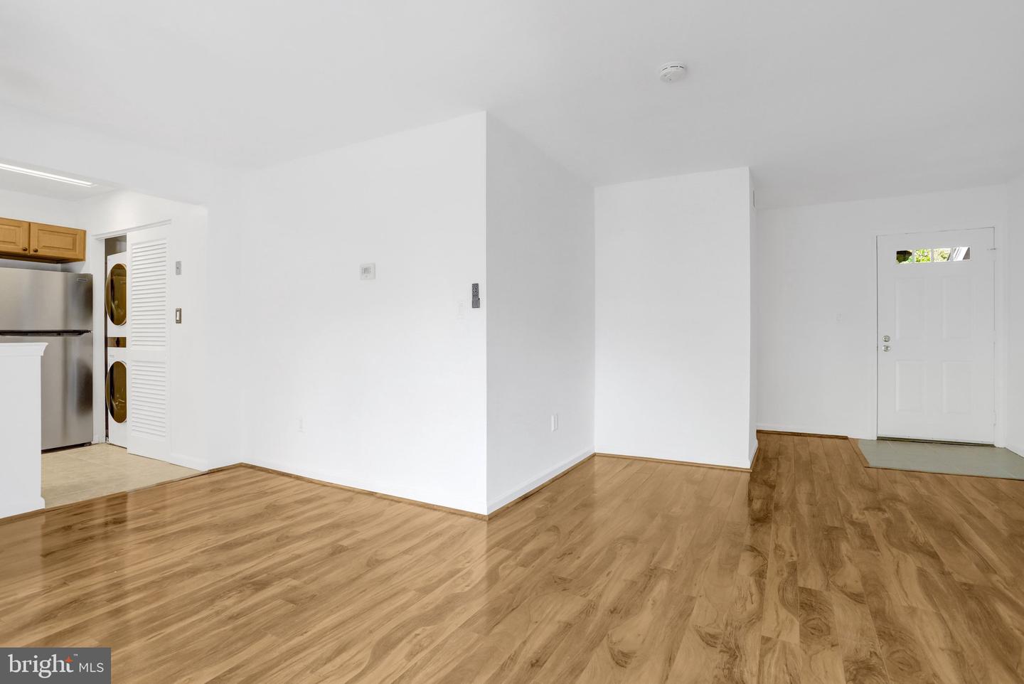2614 S Arlington Mill Dr #f Property Photo 8