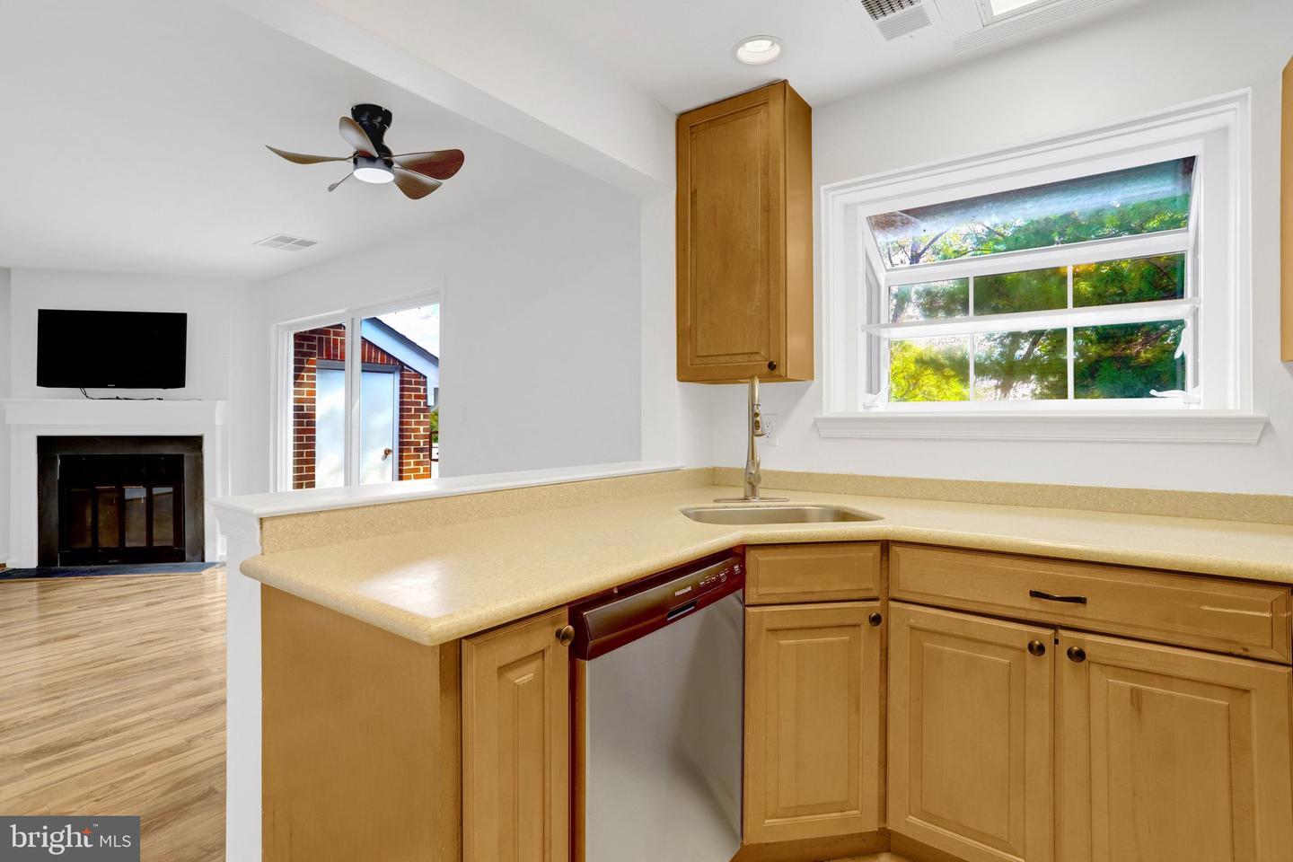 2614 S Arlington Mill Dr #f Property Photo 14