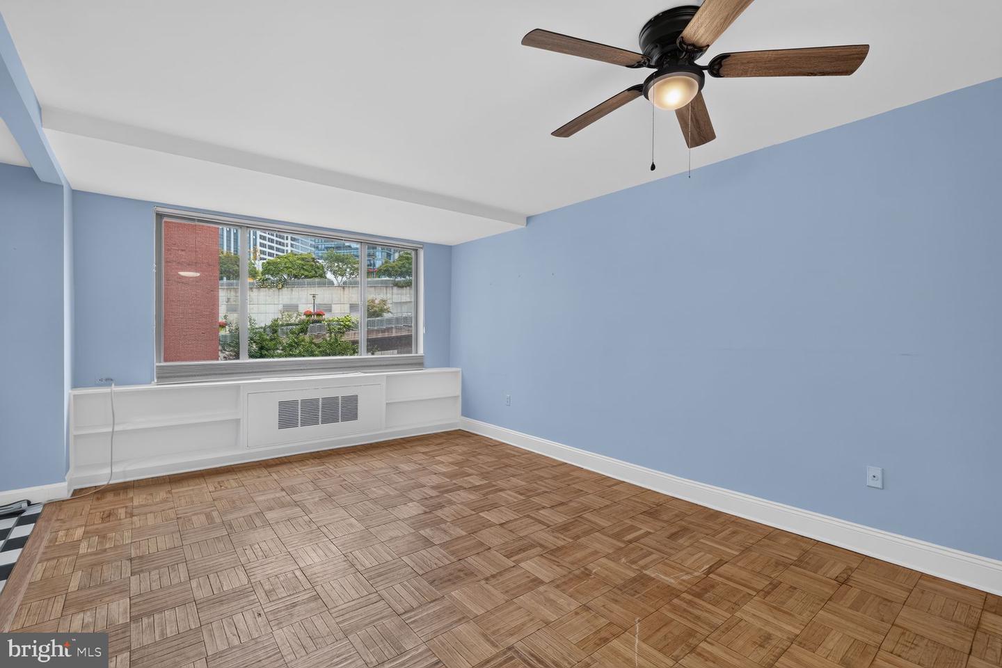 1121 Arlington Blvd #224 Property Photo 9