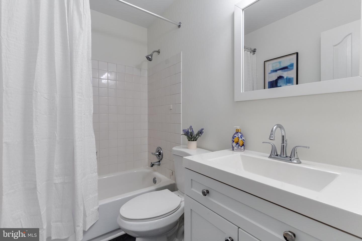 2208 S Randolph St #1 Property Photo 9