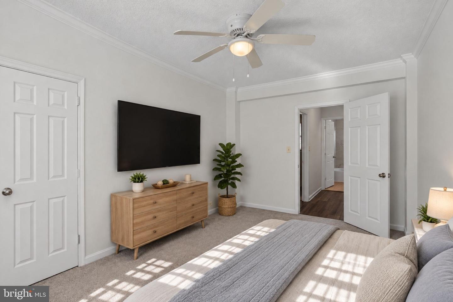 4326 N Pershing Dr #43261 Property Photo 17