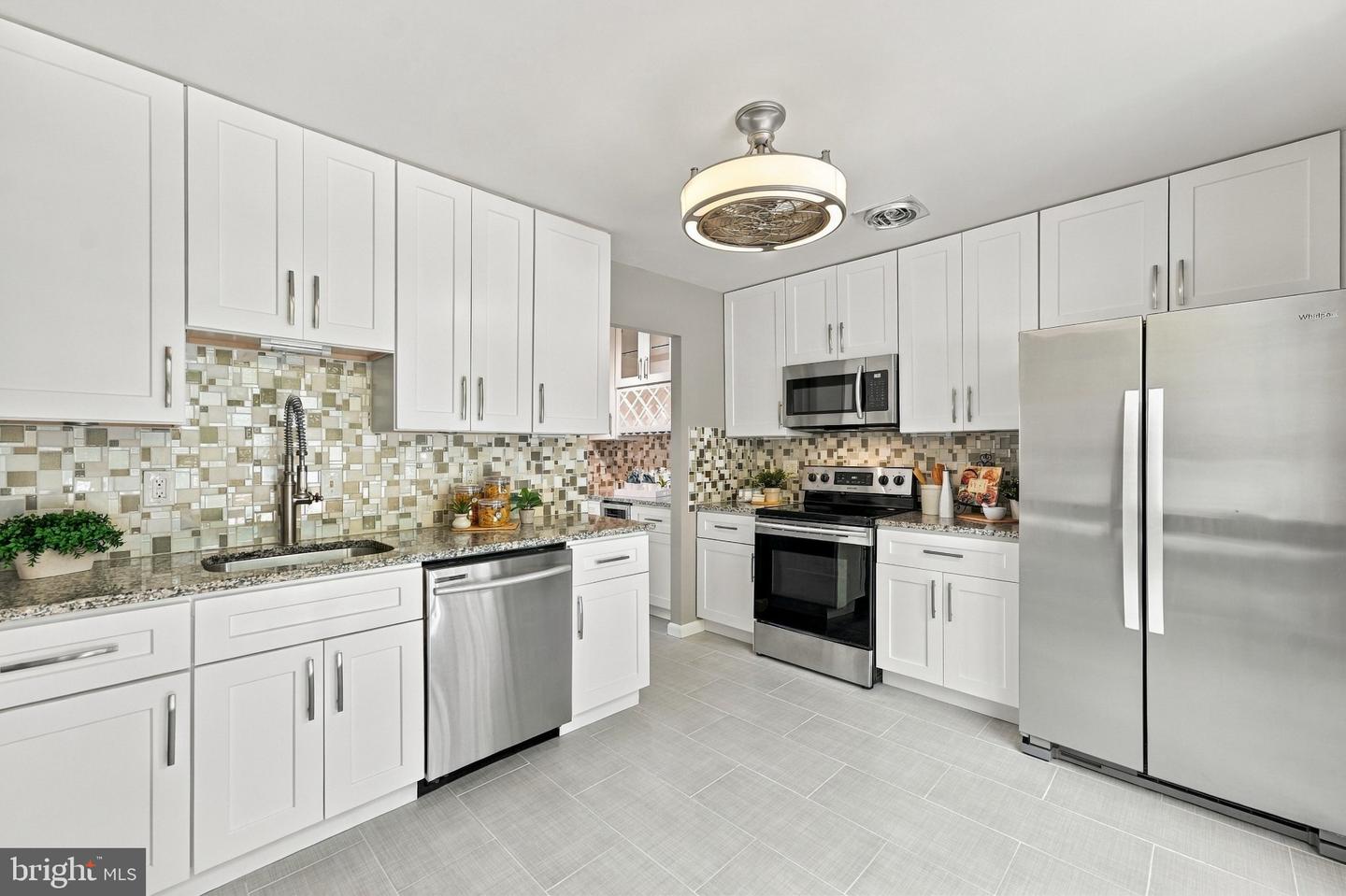 2210 S Quincy St #2 Property Photo 8