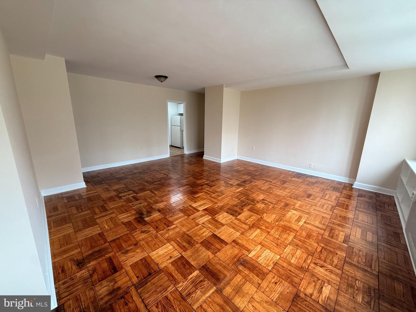 1111 ARLINGTON BLVD #519 Property Photo 1