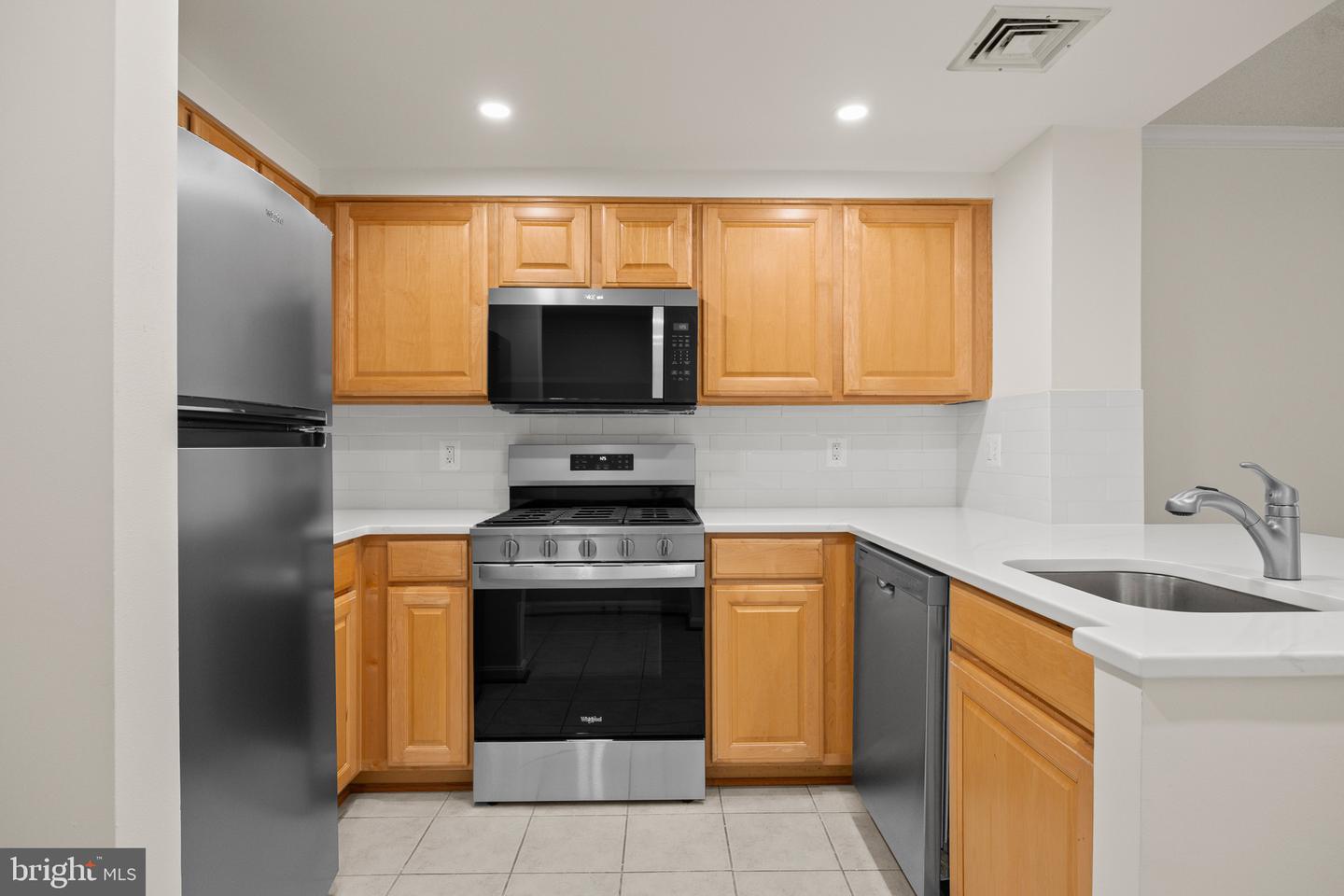 3830 9th St N #308w Property Photo 6