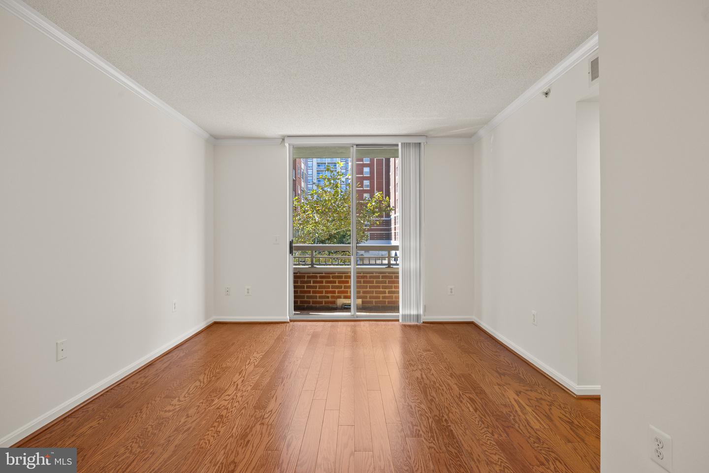 3830 9th St N #308w Property Photo 8