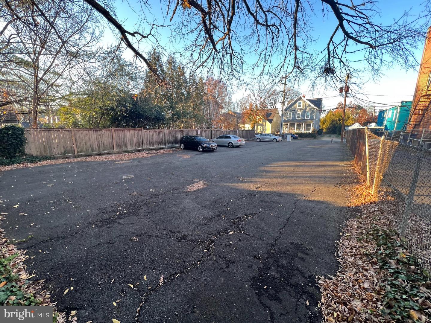 1908 Mt Vernon Ave Property Photo 3