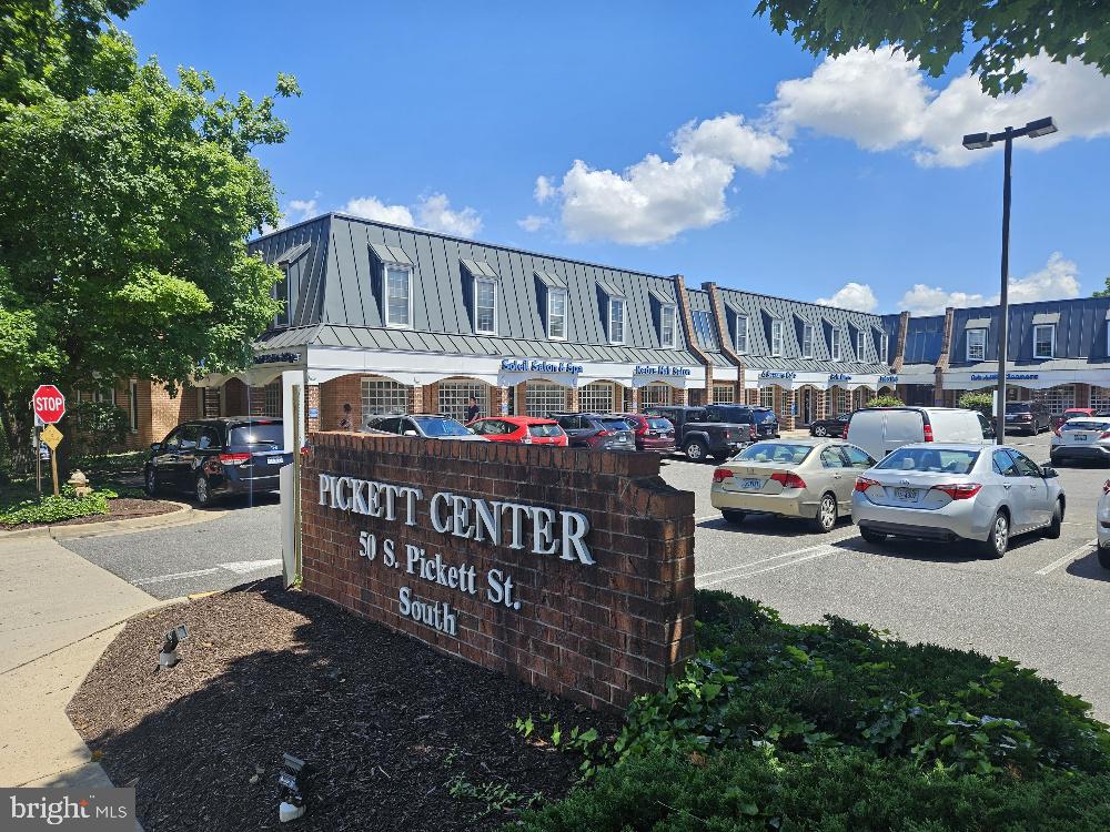 50 S Pickett St S #228 Property Photo 1