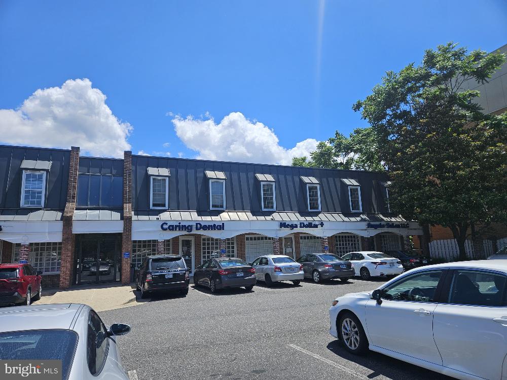 50 S Pickett St S #228 Property Photo 4