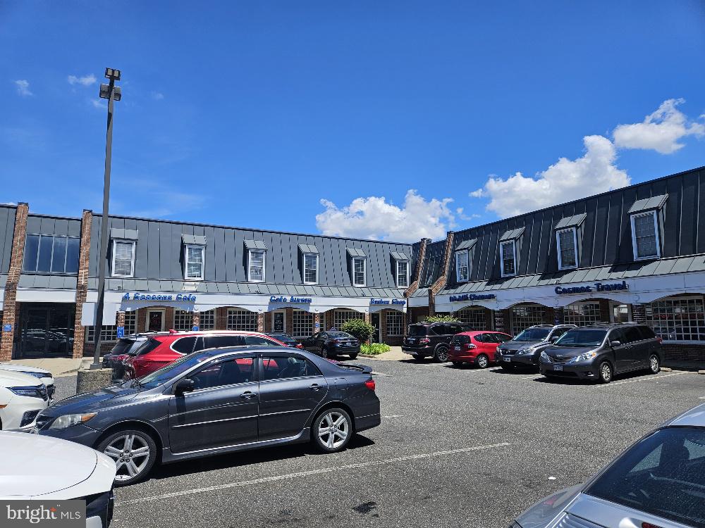 50 S Pickett St S #228 Property Photo 5