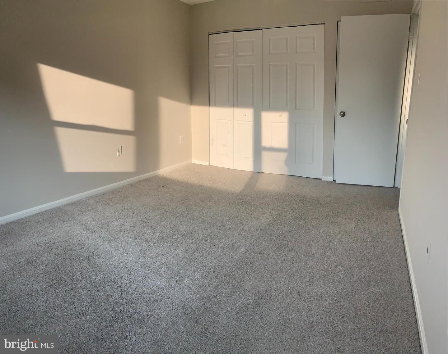 12 Canterbury Sq #301 Property Photo 17