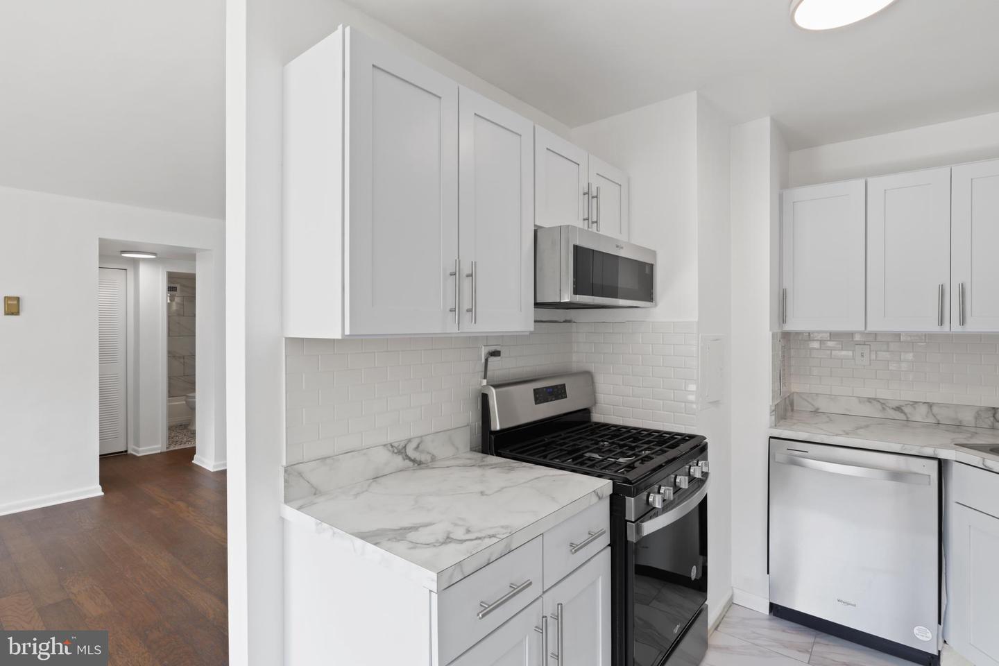5851 Quantrell Ave #212 Property Photo 13