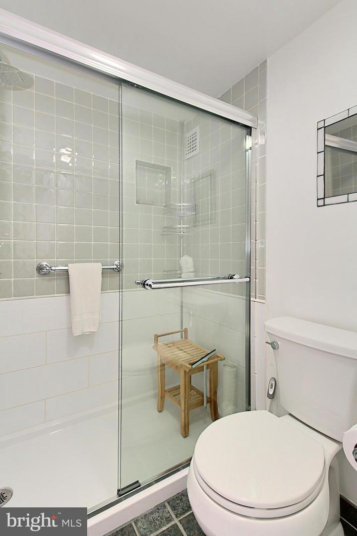 1225 Martha Custis Dr #319 Property Photo 18