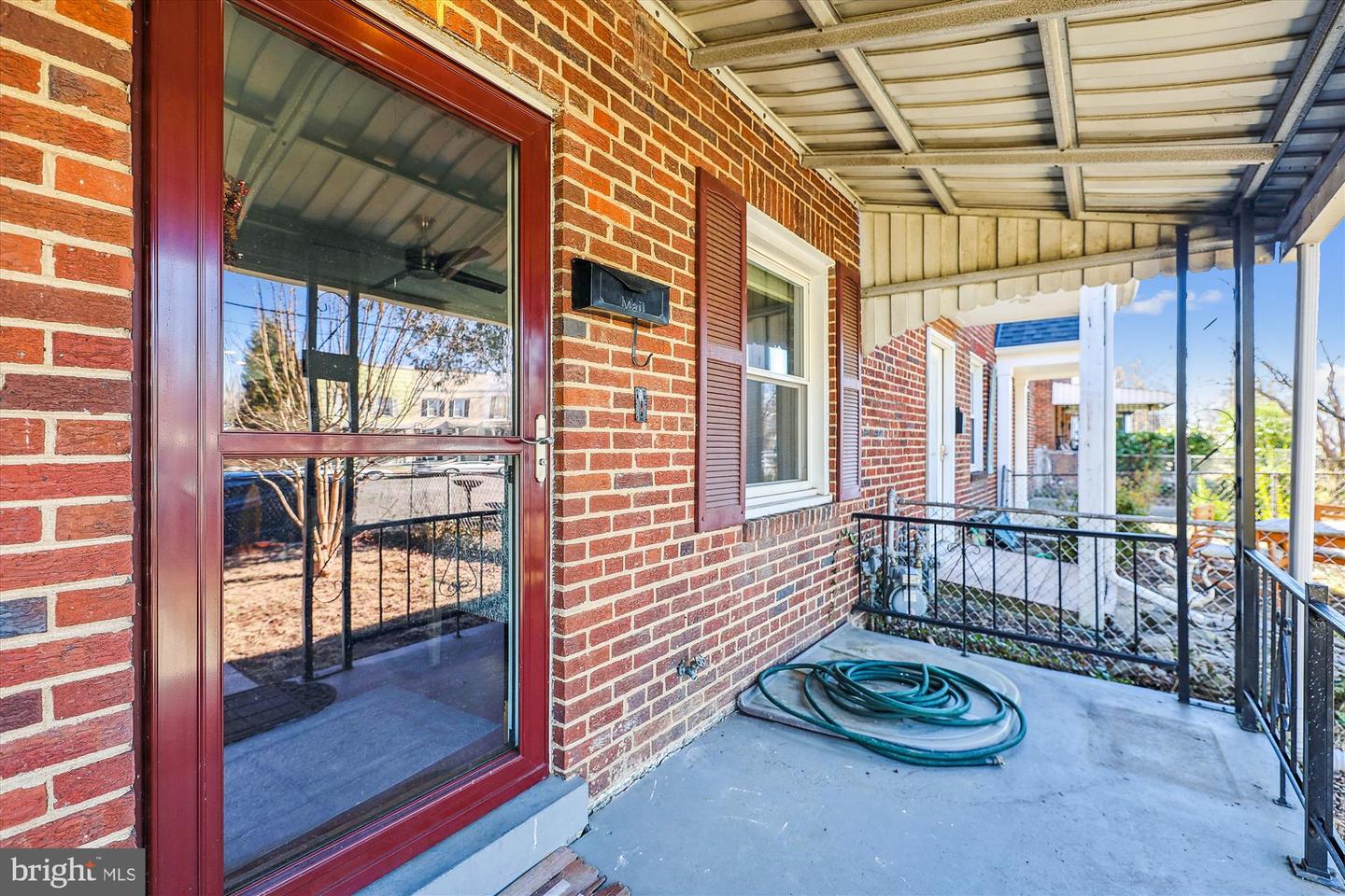 521 N Payne St Property Photo 4