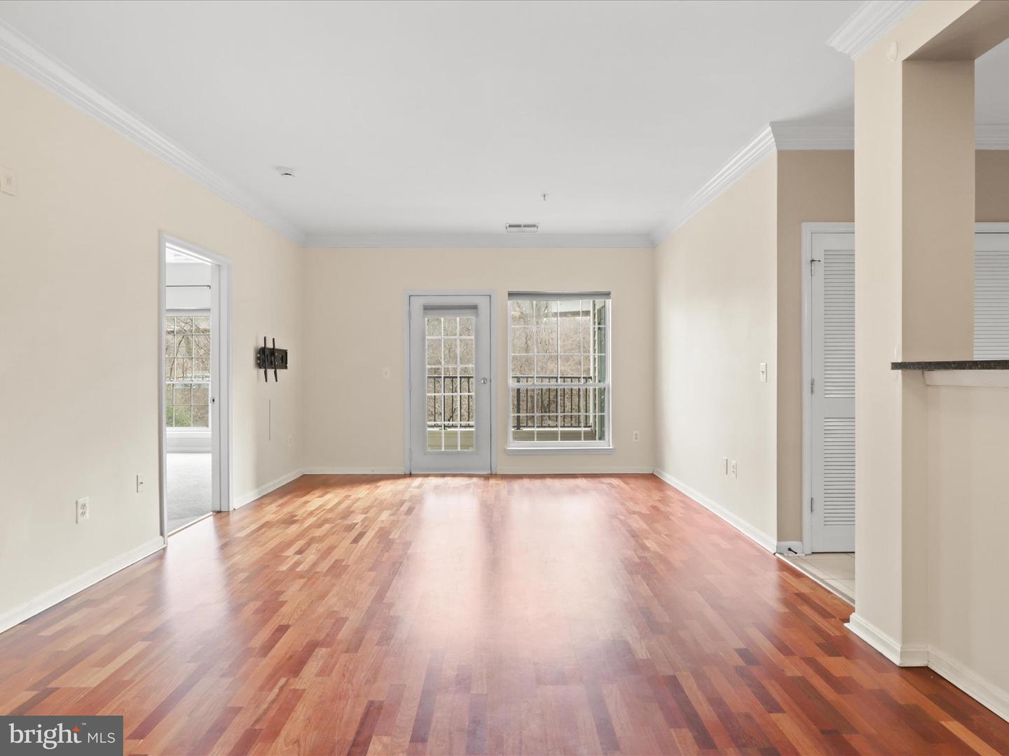 4860 Eisenhower Ave #292 Property Photo 6