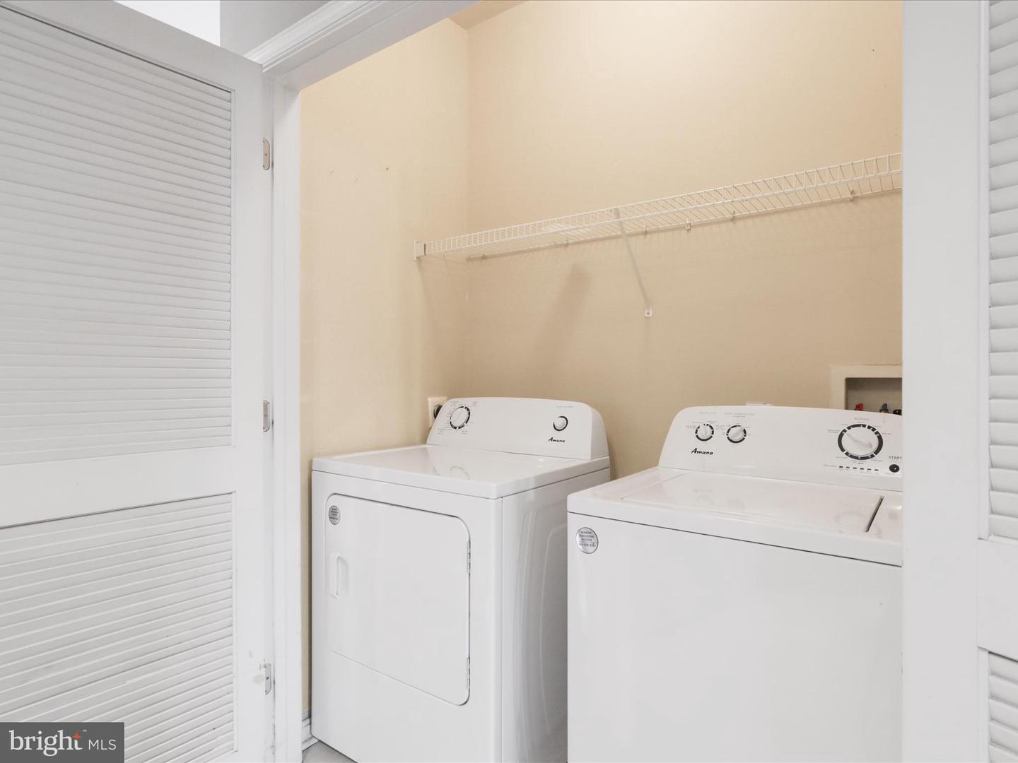 4860 Eisenhower Ave #292 Property Photo 10