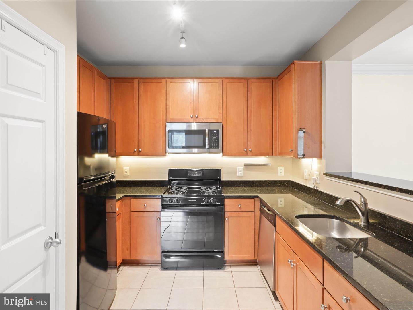 4860 Eisenhower Ave #292 Property Photo 11