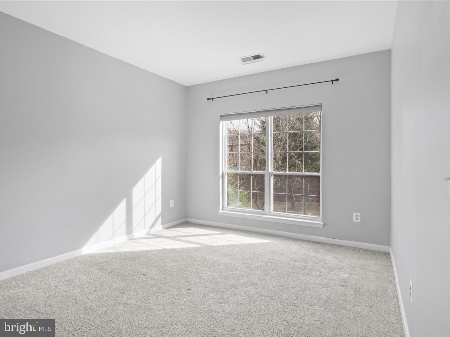 4860 Eisenhower Ave #292 Property Photo 21