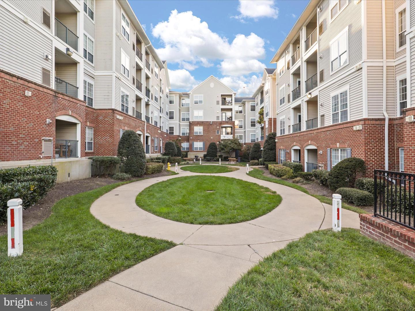 4860 Eisenhower Ave #292 Property Photo 25