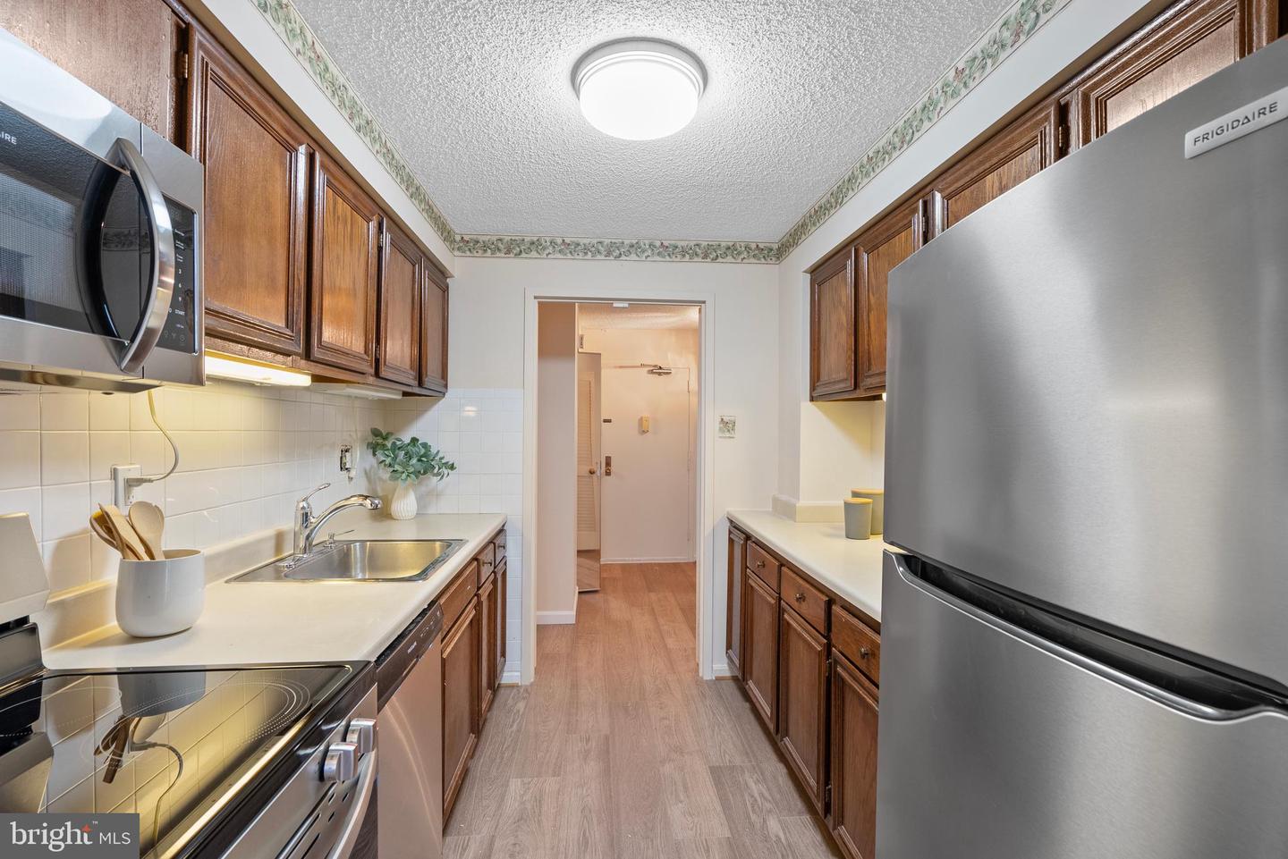 5300 Holmes Run Pkwy #407 Property Photo 20