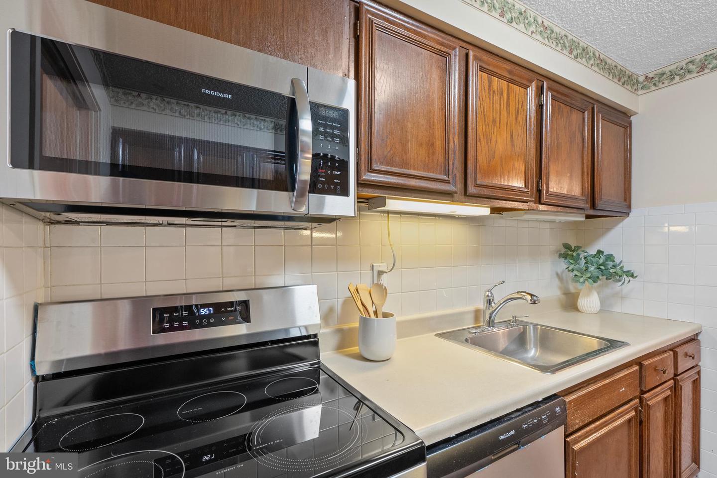 5300 Holmes Run Pkwy #407 Property Photo 21