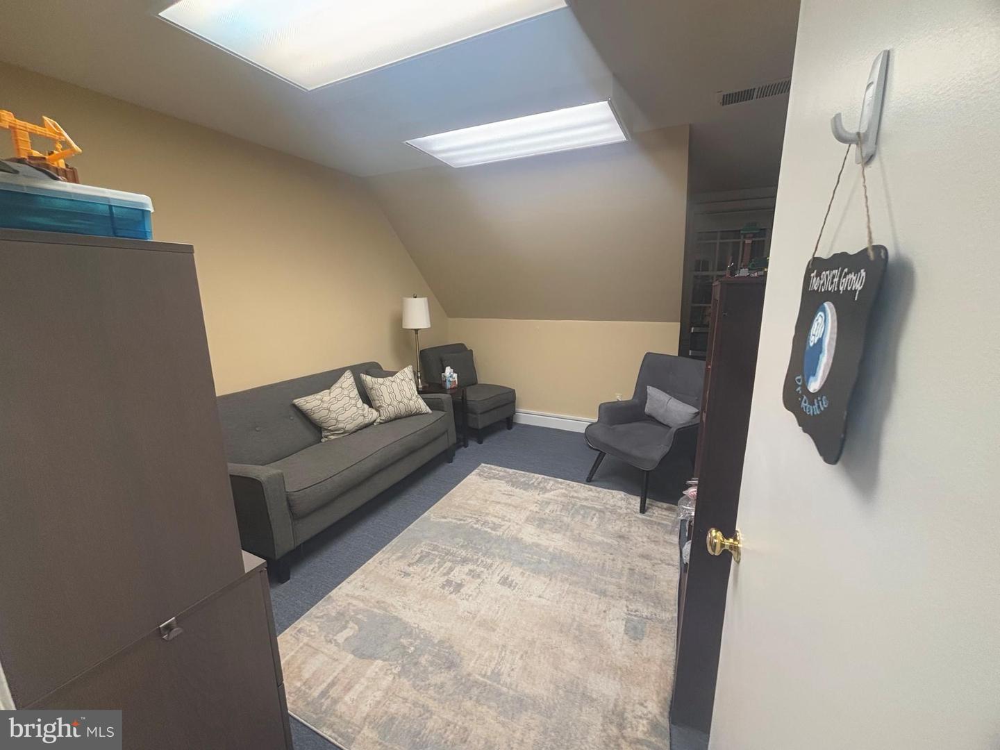 225 N Washington St #suite 3 A Property Photo 4