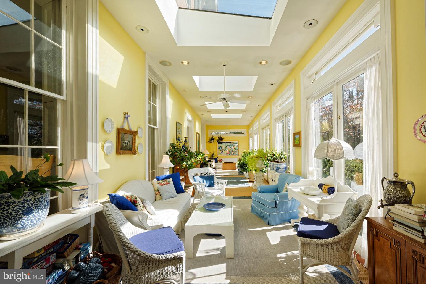 510 Wolfe St Property Photo 13