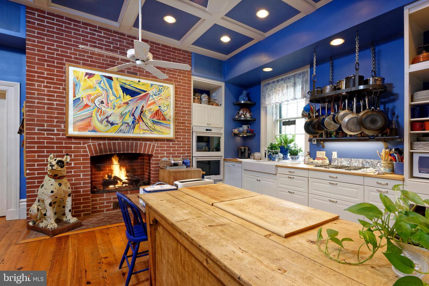 510 Wolfe St Property Photo 20