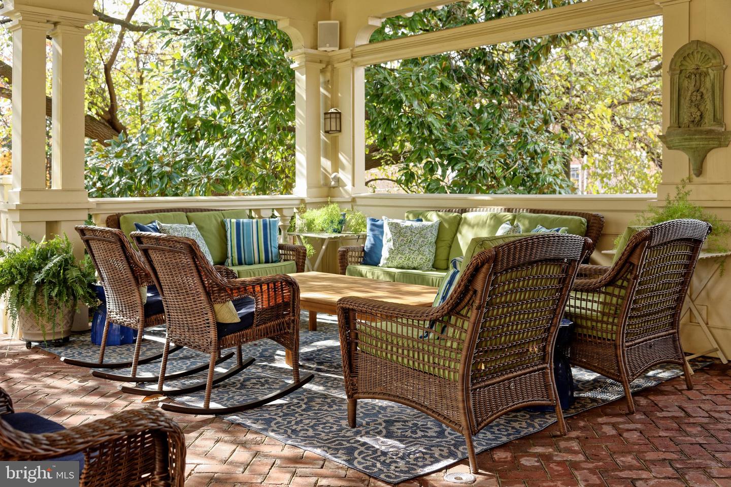 510 Wolfe St Property Photo 33