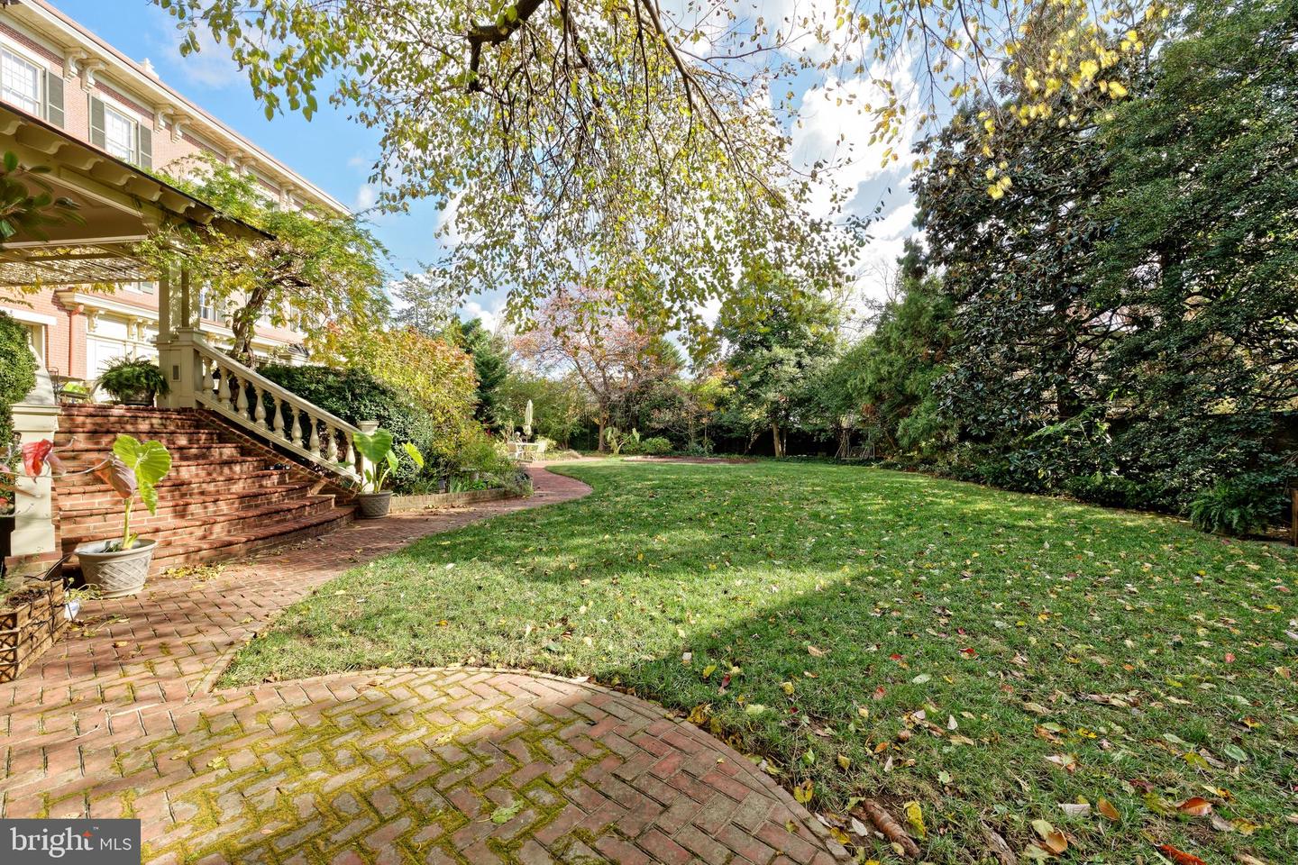 510 Wolfe St Property Photo 42