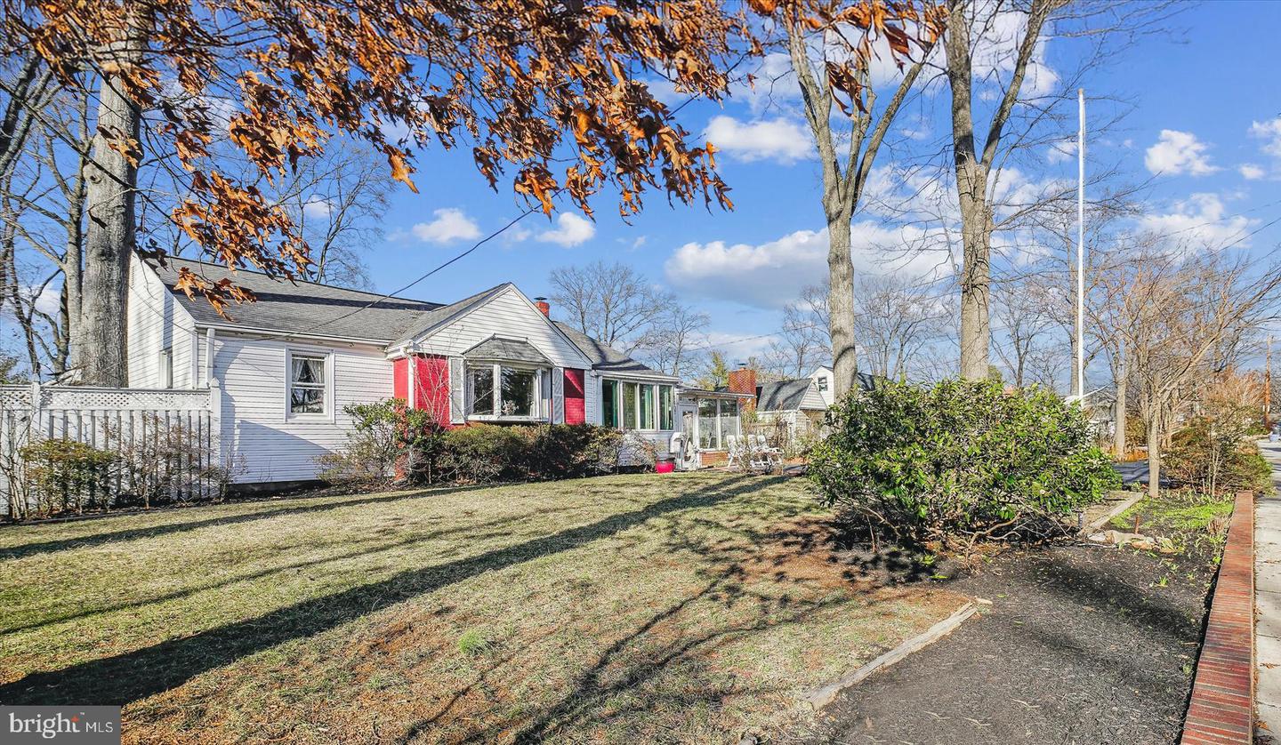 5607 Fillmore Ave Property Photo
