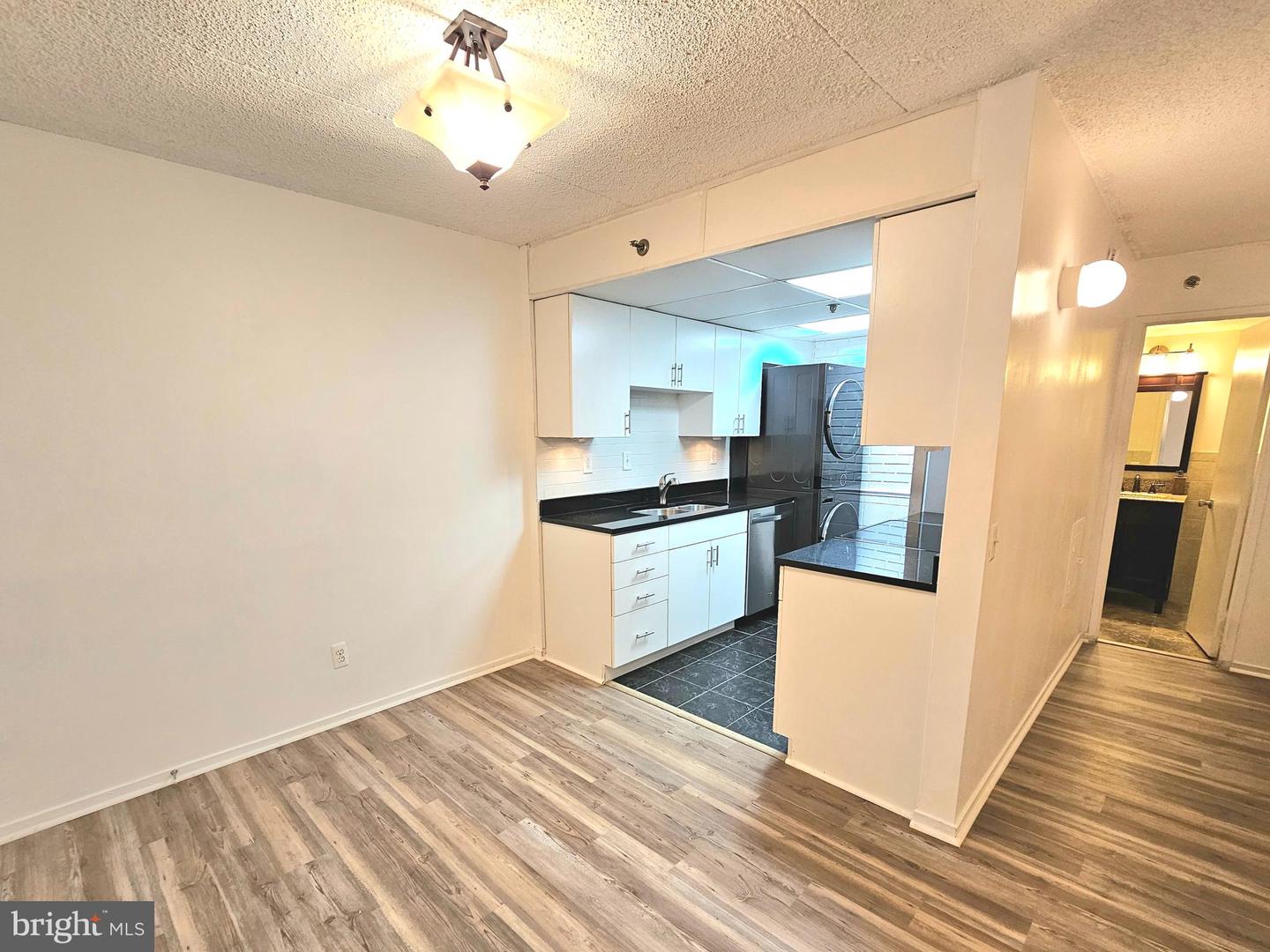 5911 Edsall Rd #814 Property Photo 12
