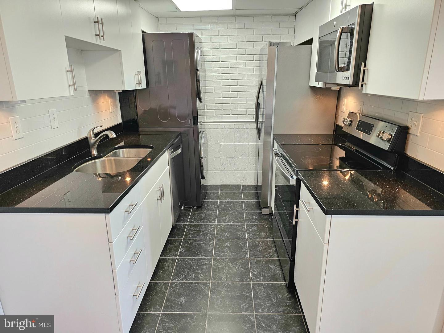 5911 Edsall Rd #814 Property Photo 15