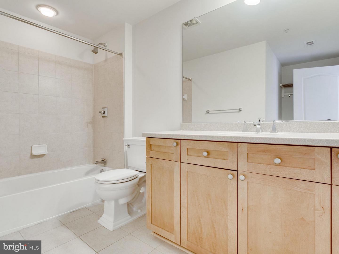 1115 Cameron St #309 Property Photo 13