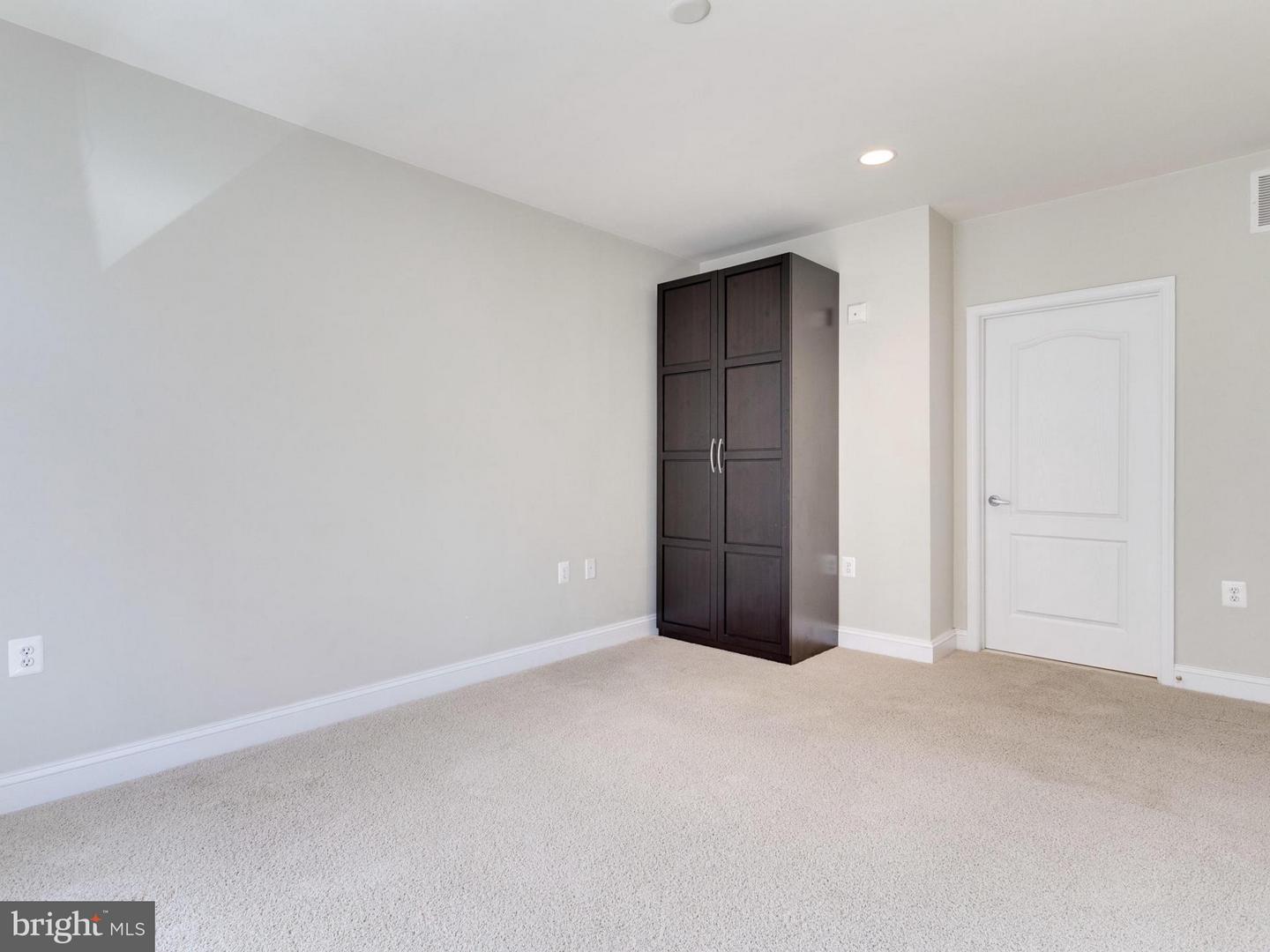 1115 Cameron St #309 Property Photo 16