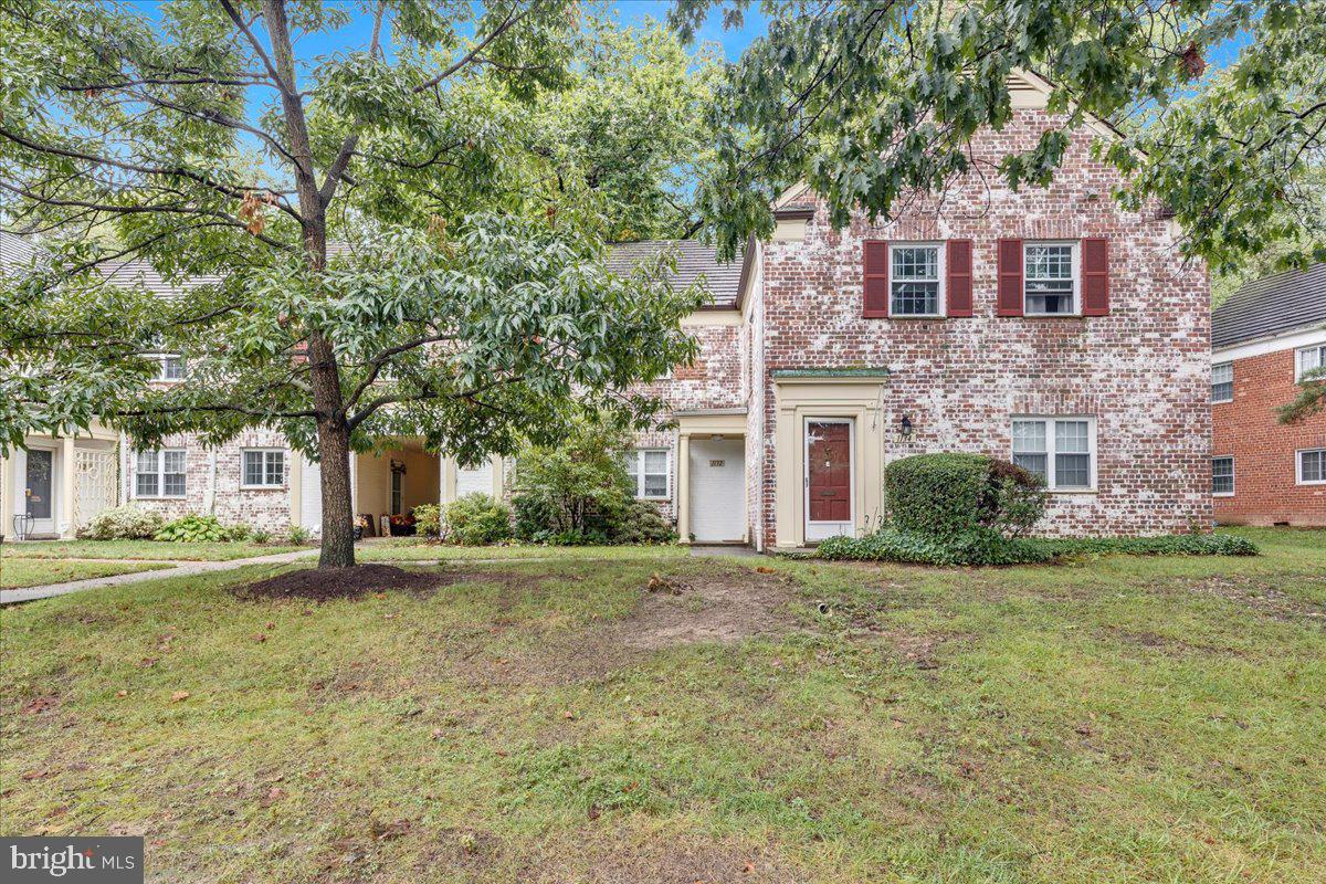1132 Valley Dr Property Photo