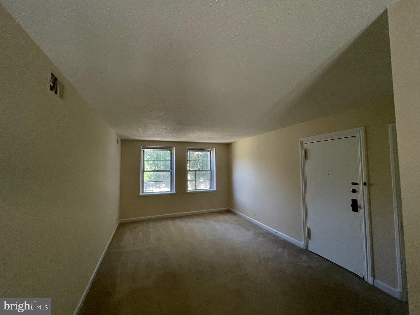4906 29th Rd S #b2 Property Photo 2