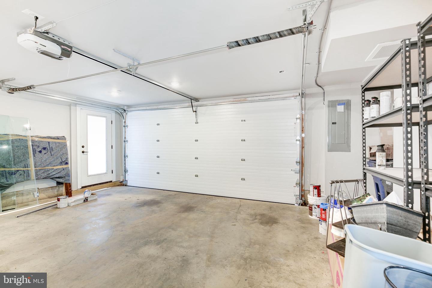 1035 Pendleton St Property Photo 31