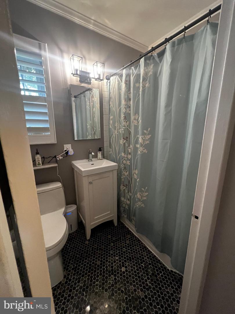 3222 Wellington Rd Property Photo 34