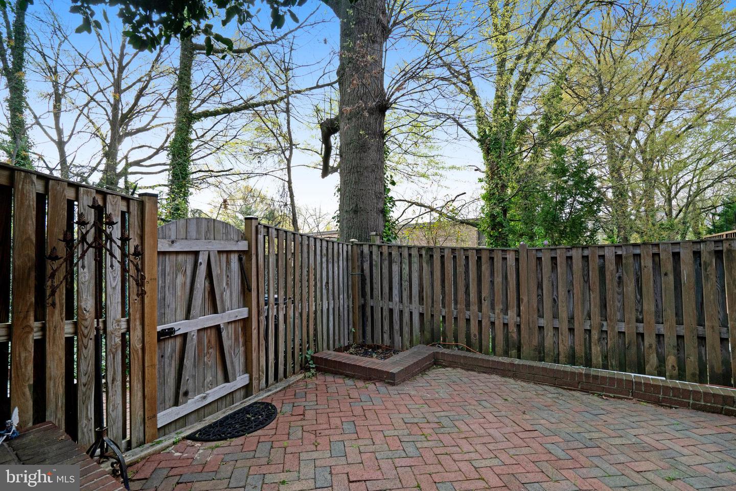 103 Shooters Ct Property Photo 22