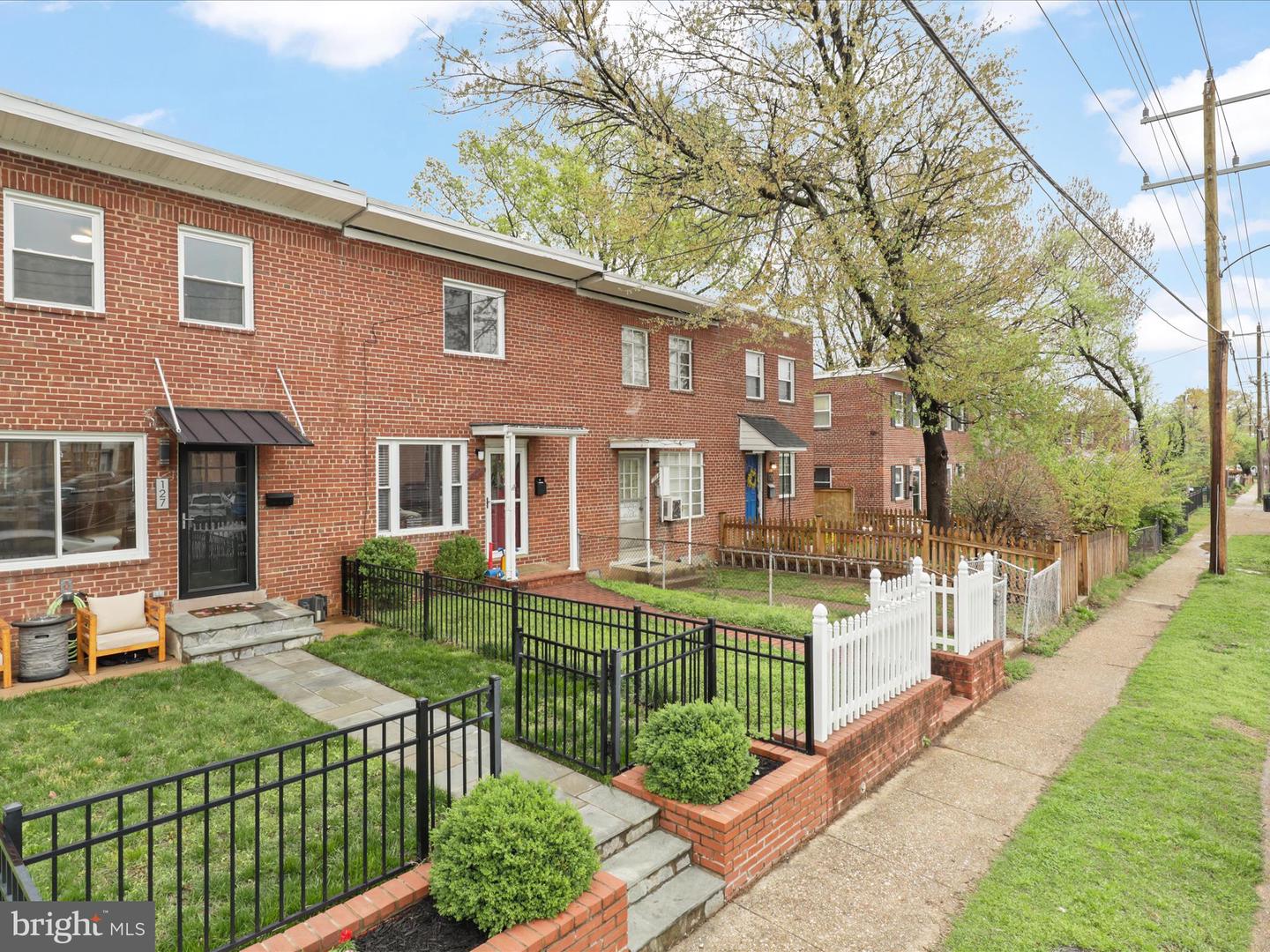127 W Reed Ave W Property Photo 2
