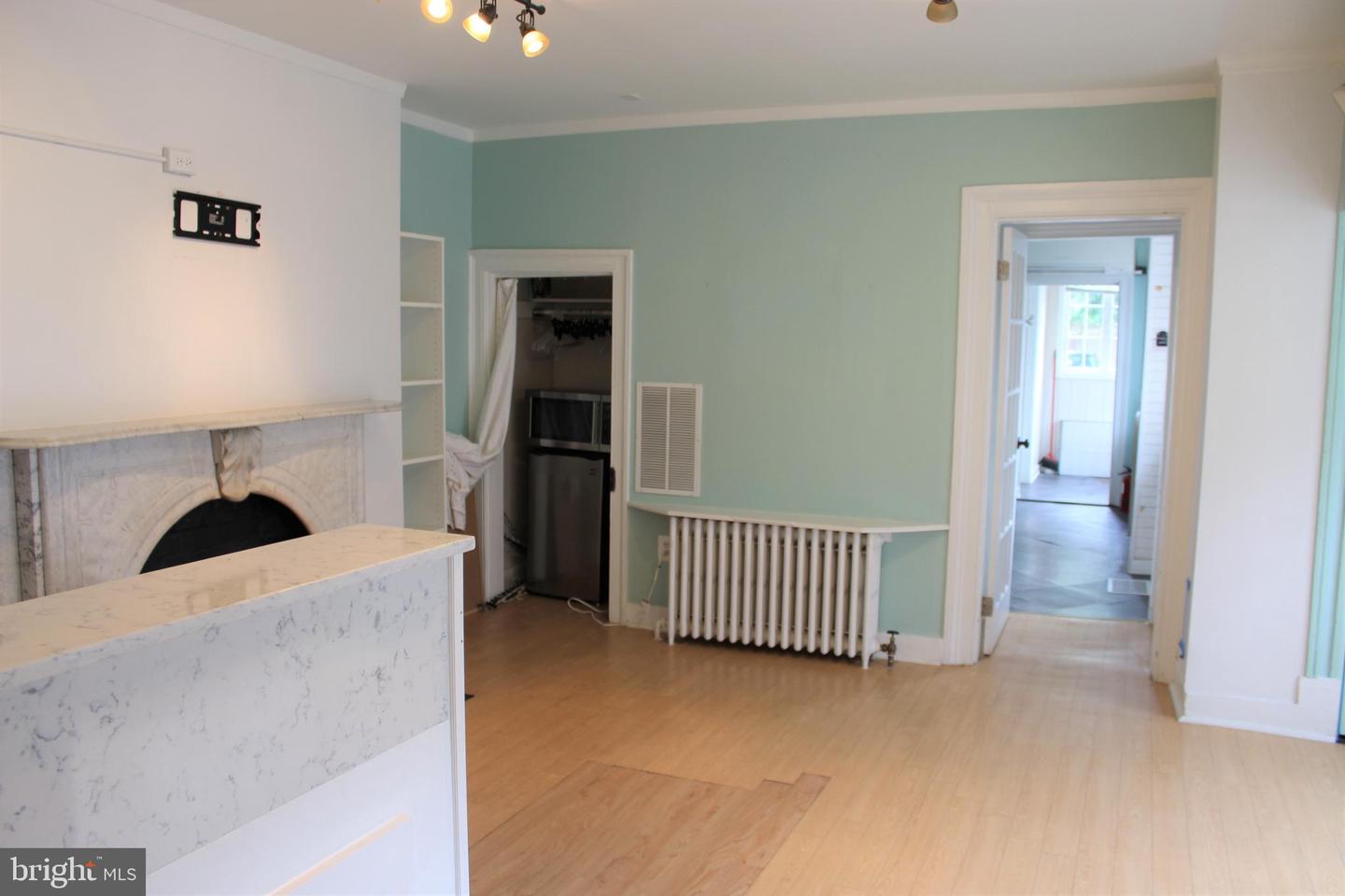 321 S Washington St #first Floor Property Photo 9