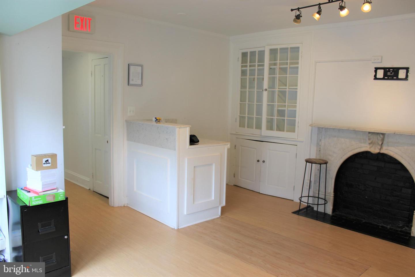 321 S Washington St #first Floor Property Photo 10
