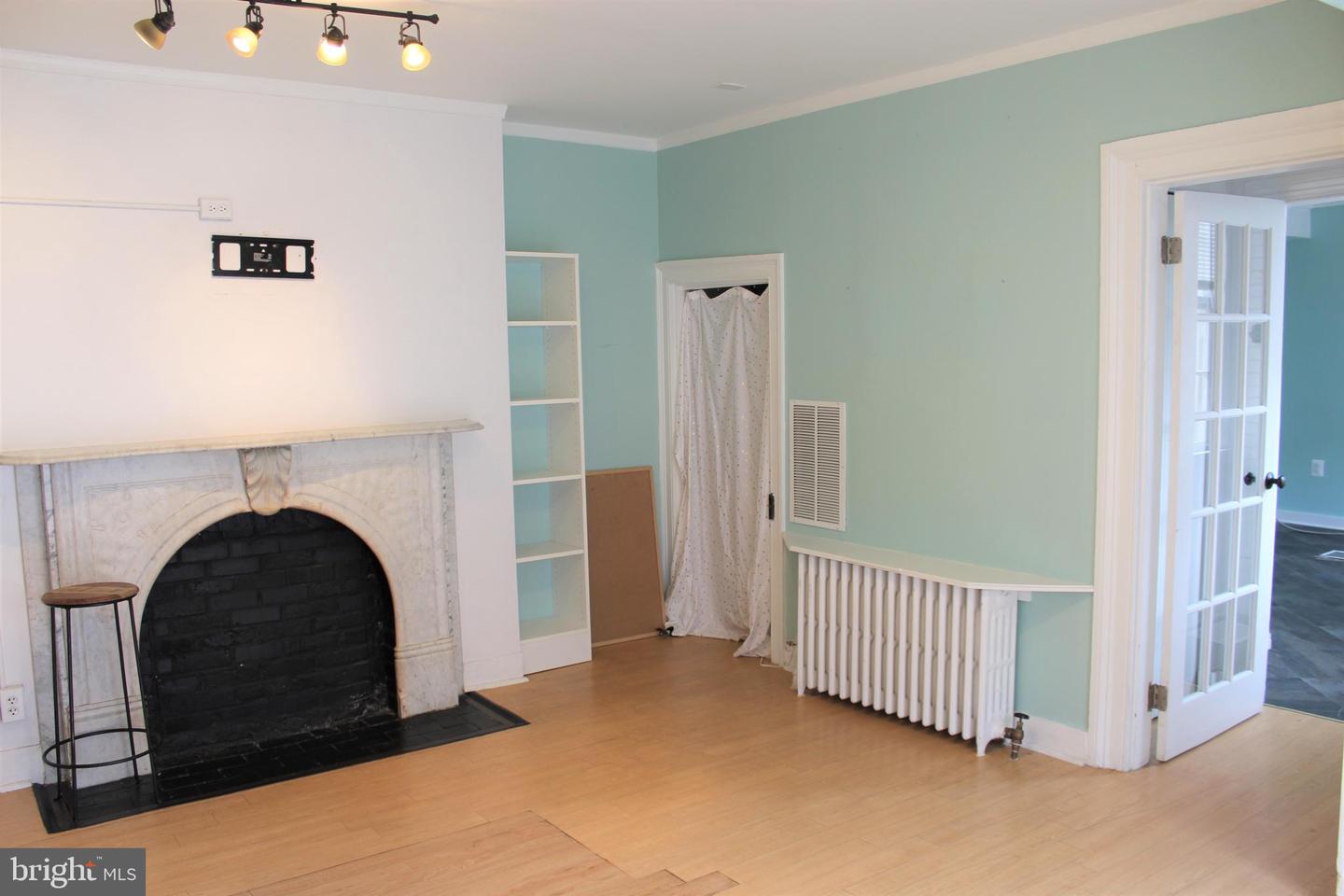 321 S Washington St #first Floor Property Photo 12
