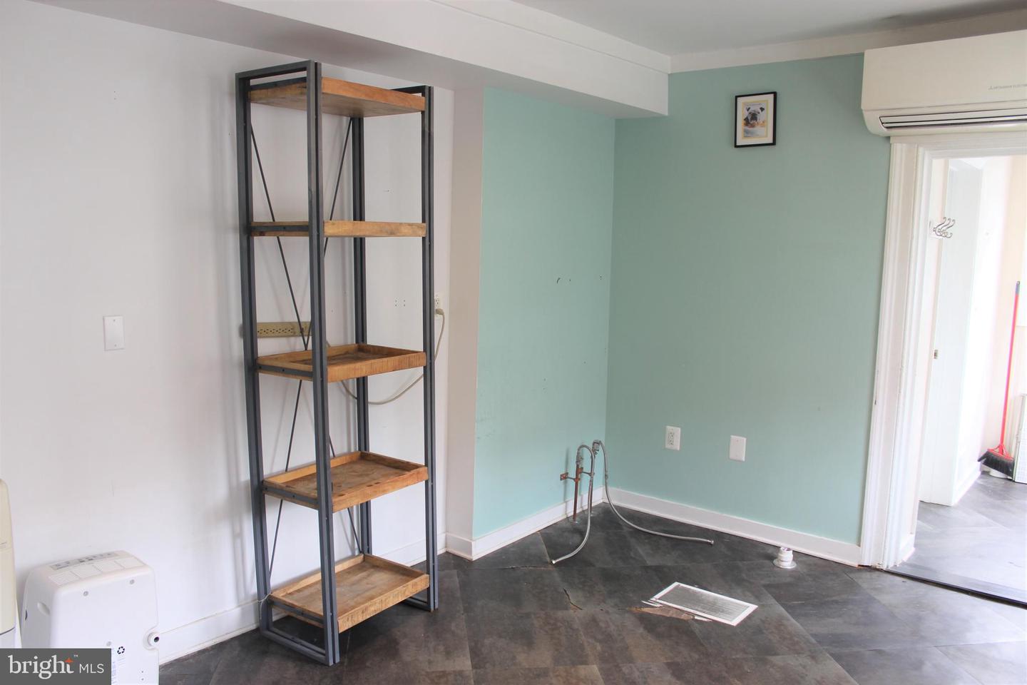 321 S Washington St #first Floor Property Photo 13