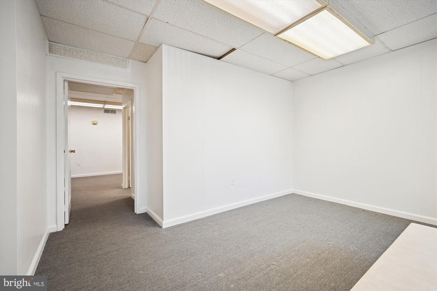 801 N Pitt St #128 Property Photo 3